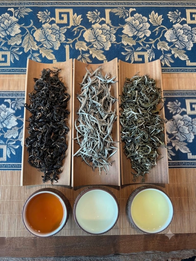Nhiệt độ pha trà xanh bạch trà và hồng trà Shan Tuyết